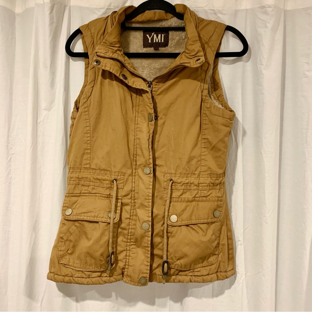 YMI Women's Camel Vest with Pockets